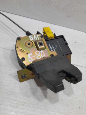 zamok-kryski-bagaznika-volvo-s80-art-102763-big-0