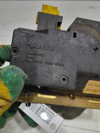 zamok-kryski-bagaznika-volvo-s80-art-102763-big-4