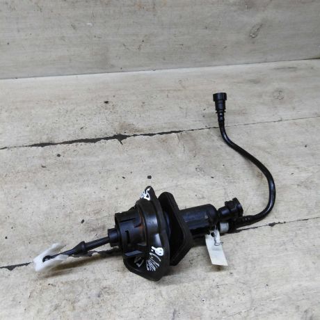 cilindr-scepleniia-glavnyi-ford-c-max-art-102802-big-0