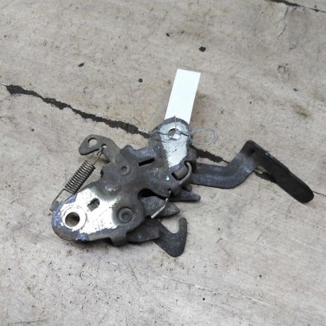 zamok-kapota-peugeot-308-i-art-102810-big-1