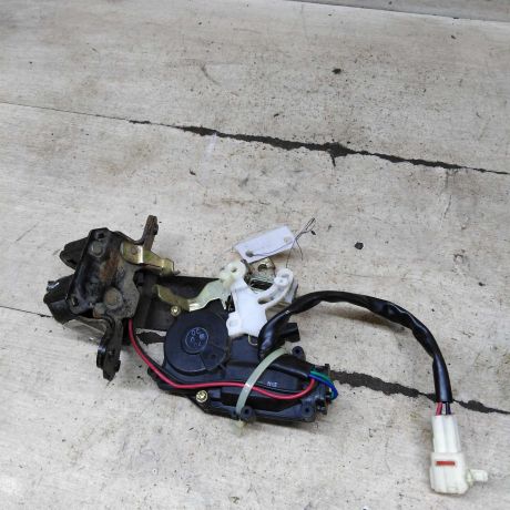 zamok-bagaznika-geely-emgrand-x7-art-103076-big-2