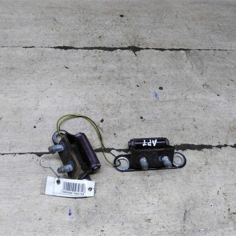 petlia-kryski-bagaznika-geely-emgrand-x7-art-103332-big-2