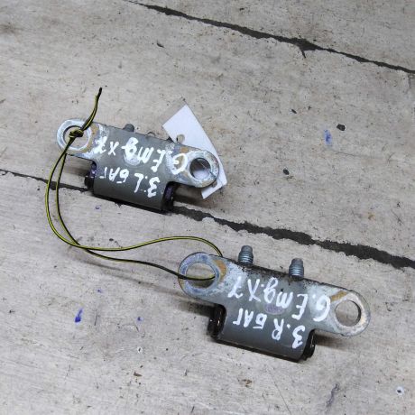 petlia-kryski-bagaznika-geely-emgrand-x7-art-103332-big-3