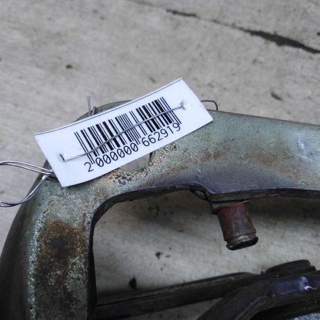 petlia-kryski-bagaznika-levaia-sedan-bmw-e39-art-103556-big-1