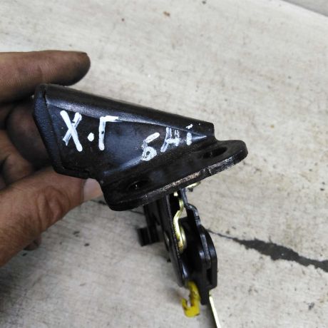 zamok-kryski-bagaznika-hyundai-getz-art-103762-big-1