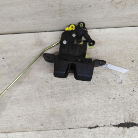 zamok-kryski-bagaznika-hyundai-getz-art-103762-big-0