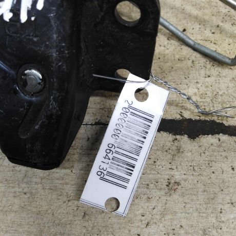 zamok-kryski-bagaznika-hyundai-getz-art-103766-big-1