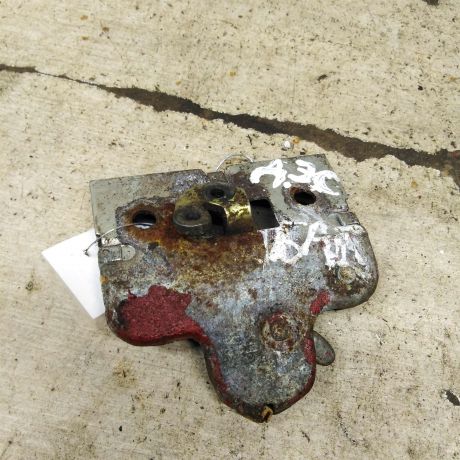 zamok-kryski-bagaznika-daewoo-espero-art-103923-big-0