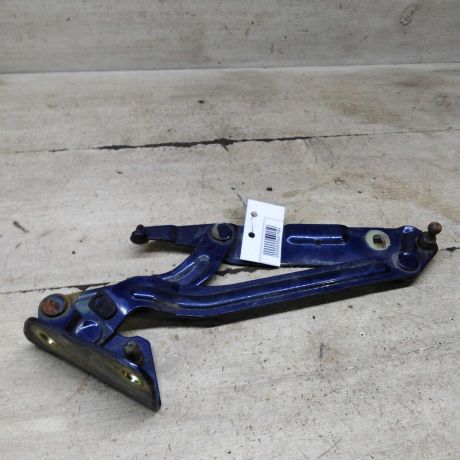 petlia-kryski-bagaznika-levaia-ford-mondeo-3-art-103958-big-1