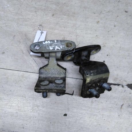 petlia-kryski-bagaznika-volkswagen-sharan-seat-alhambra-ford-galaxy-art-104307-big-3