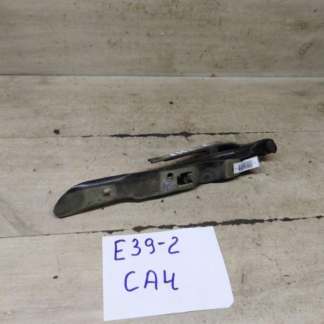 petlia-kryski-bagaznika-pravaia-sedan-bmw-e39-art-104330-big-0