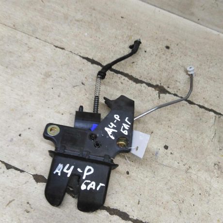 zamok-bagaznika-audi-a4-b6-audi-a4-b7-art-104987-big-0