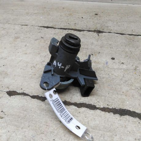 zamok-bagaznika-licinka-audi-a4-b6-audi-a4-b7-art-105101-big-3