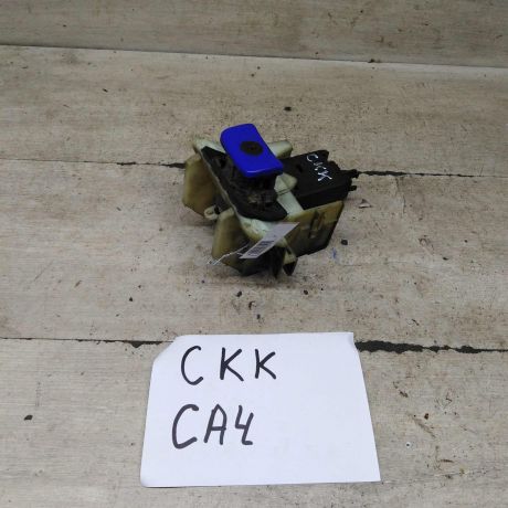 zamok-bagaznika-knopka-otkryvaniia-citroen-xsara-wagon-art-105433-big-1