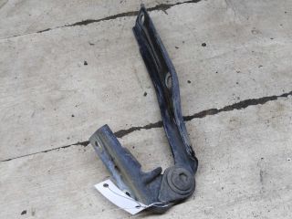 petlia-kapota-pravaia-audi-100-c4-audi-a6-c4-art-105459