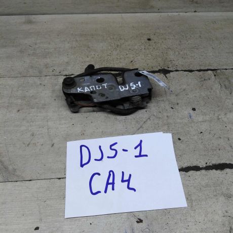 zamok-kapota-volkswagen-jetta-5-art-105507-big-1