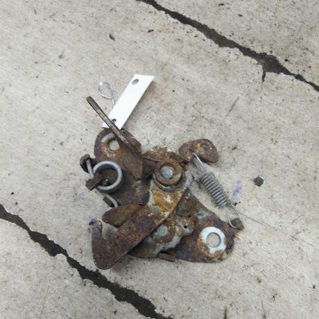 zamok-kapota-peugeot-206-restailing-art-105526-big-0