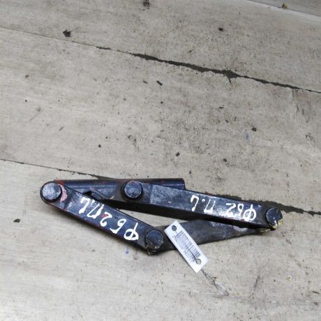 petlia-kapota-levaia-volkswagen-passat-b2-art-105541-big-0