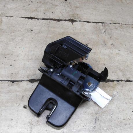 zamok-bagaznika-volkswagen-jetta-vi-art-105609-big-1