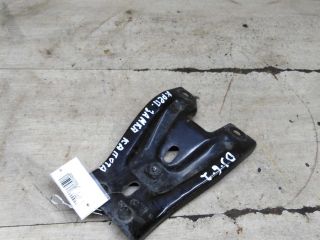 kronstein-krepleniia-zamka-kapota-volkswagen-jetta-vi-art-105699