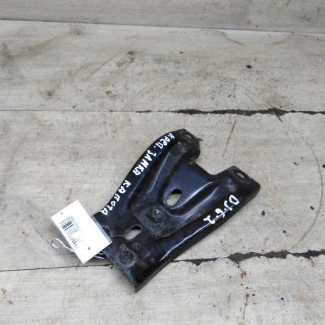 kronstein-krepleniia-zamka-kapota-volkswagen-jetta-vi-art-105699-big-0