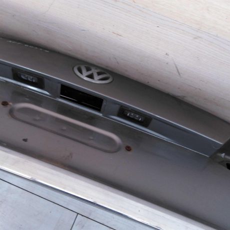 kryska-bagaznika-volkswagen-jetta-vi-sledy-remonta-art-105816-big-6