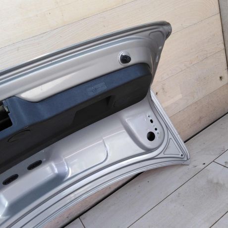 kryska-bagaznika-volkswagen-jetta-vi-sledy-remonta-art-105816-big-3