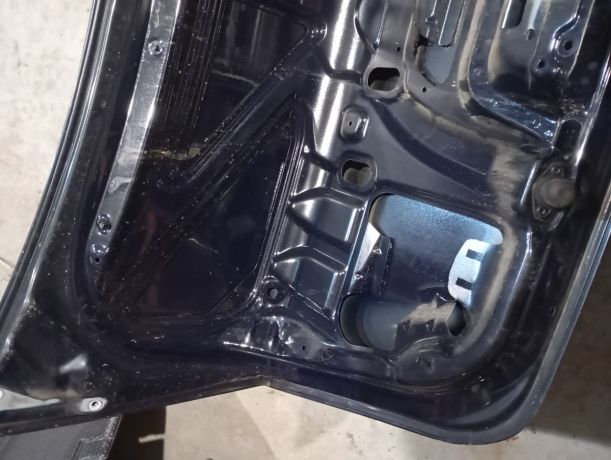 kryska-bagaznika-dveri-bagaznika-ford-focus-2-art-106024-big-2