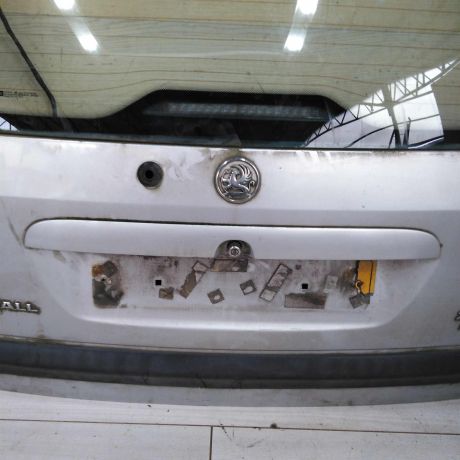 kryska-bagaznika-dver-opel-zafira-a-art-106122-big-5