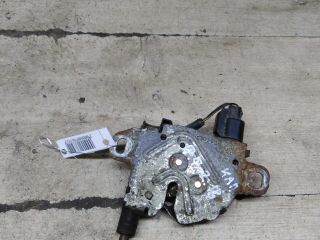 zamok-kapota-ford-focus-2-dorestailing-art-106227