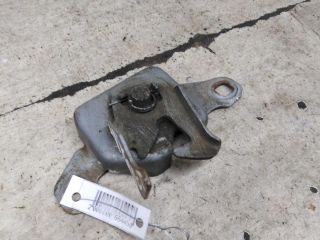 zamok-kapota-renault-logan-i-art-106388