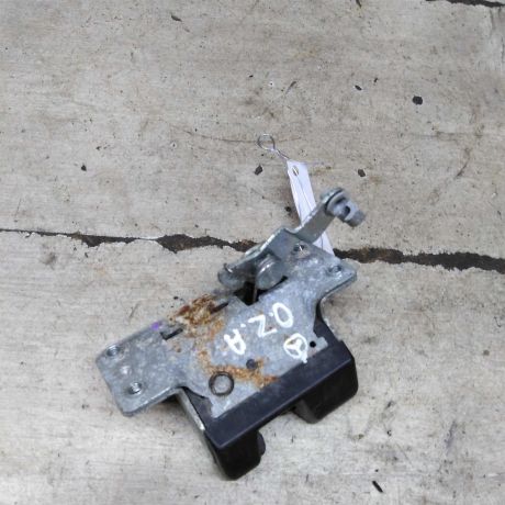 zamok-kryski-bagaznika-opel-zafira-a-art-106411-big-2