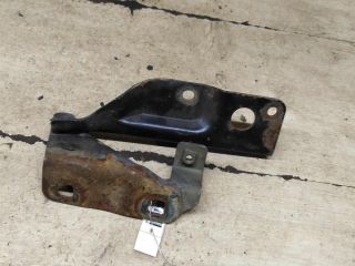 petlia-kapota-levaia-nissan-almera-n16-art-107064