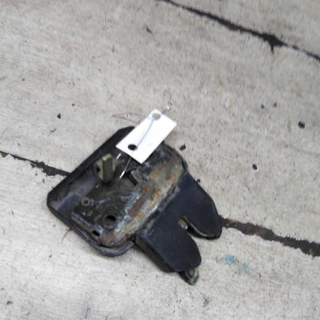 zamok-kryski-bagaznika-nissan-almera-n16-art-107073-big-3