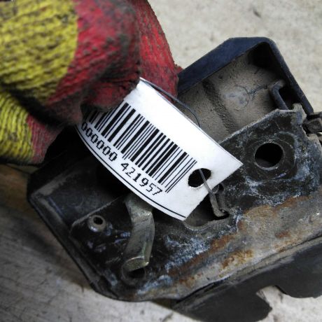 zamok-kryski-bagaznika-nissan-almera-n16-art-107073-big-2