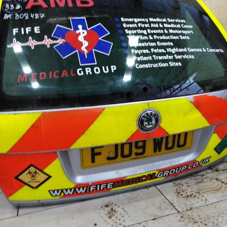 kryska-bagaznika-skoda-octavia-a5-universal-defekty-universal-art-107291-big-7