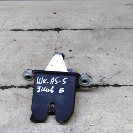 zamok-kryski-bagaznika-skoda-octavia-a5-universal-art-107292-big-2