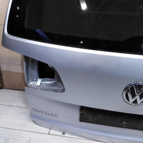 kryska-bagaznika-volkswagen-touran-i-restailing-2-art-107455-big-2