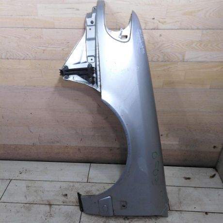 krylo-perednei-levoe-audi-a6-c4-art-107540-big-0