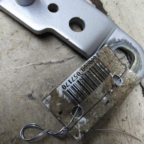 petlia-kryski-bagaznika-zadniaia-levaia-renault-megane-ii-art-107592-big-2