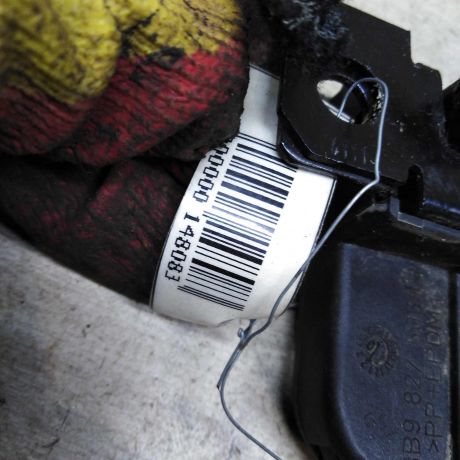 zamok-kryski-bagaznika-volkswagen-passat-b5-gp-universal-art-107831-big-1