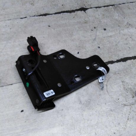 zamok-krysi-perednii-pravyi-ford-focus-2-kabriolet-art-108360-big-4