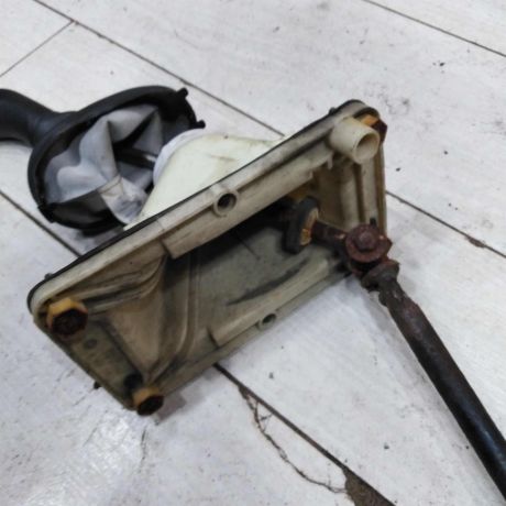 kulisa-mkpp-renault-sandero-i-art-108397-big-2