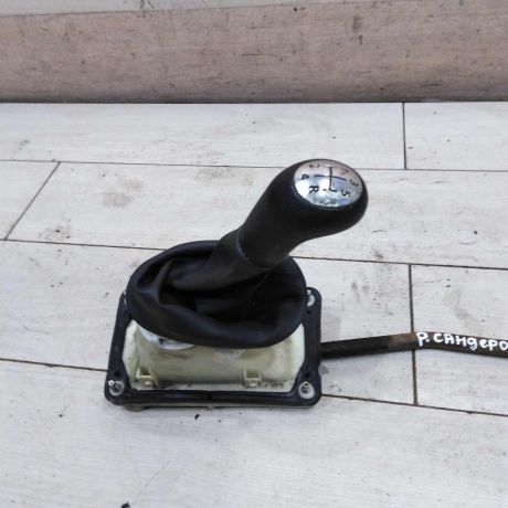 kulisa-mkpp-renault-sandero-i-art-108397-big-5