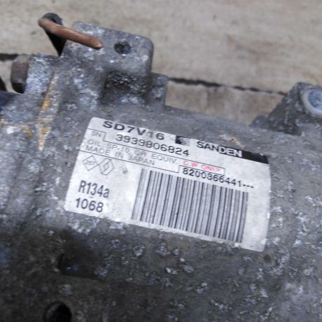 zamok-bagaznika-renault-sandero-i-art-108474-big-2