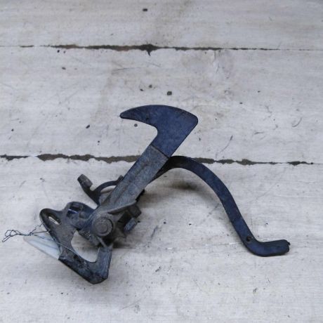 zamok-kapota-skoda-octavia-a5-restailing-art-108808-big-0