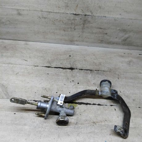 glavnyi-tormoznoi-cilindr-nissan-almera-classic-art-109312-big-2