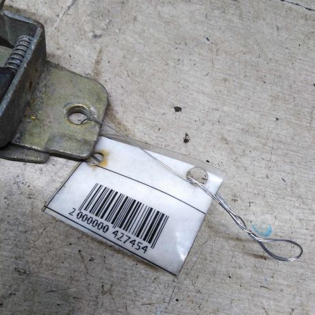 napravliaiushhie-kryski-bagaznika-volkswagen-transporter-t4-art-109503-big-4