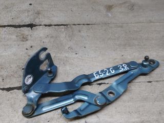 petlia-kryski-bagaznika-pravaia-sedan-volkswagen-passat-b5-art-109630