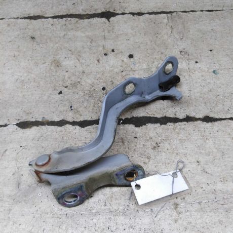 petlia-kapota-levaia-chevrolet-lacetti-art-109797-big-1